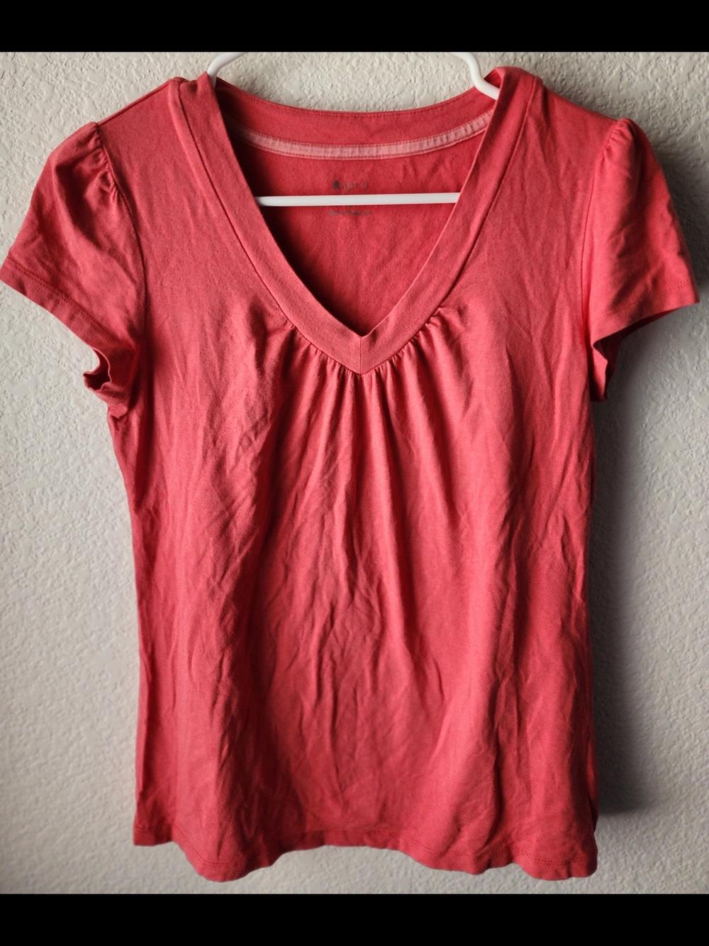 Coral V-Neck Short Sleeve Tee